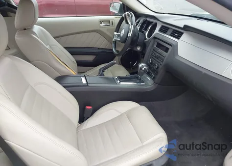 2011 Ford Mustang V6 Premium из США, поврежденный, VIN 1ZVBP8AM6B5123048